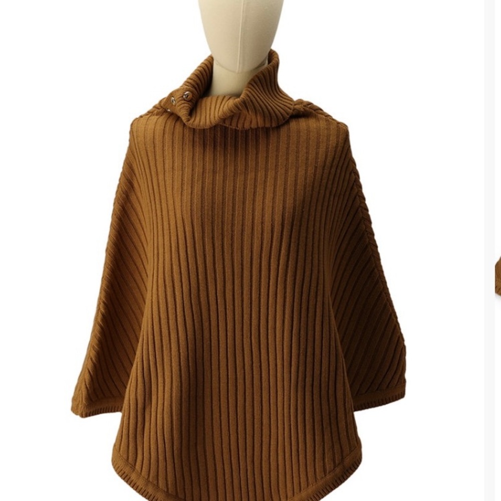 NWT MICHAEL KORS PONCHO          Elegant Tan Sweater Poncho